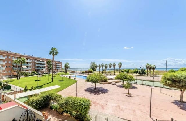 Apartamento de 2 habitaciones en Cubelles en venta con piscina garaje - 495.000 € (Ref: 9417367)
