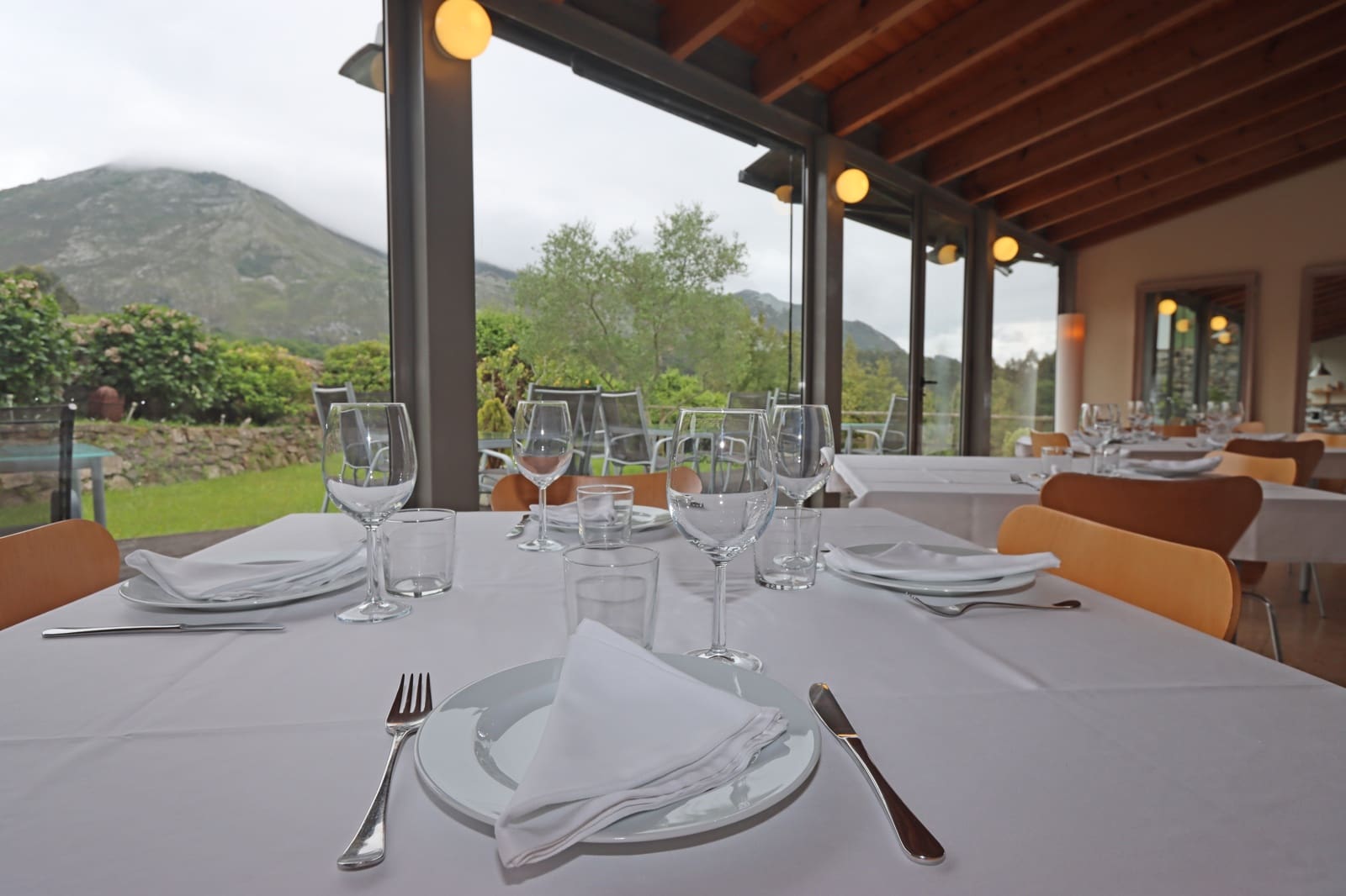 9 bedroom Hotel for sale in Caravia with garage - € 870,000 (Ref: 9412798)