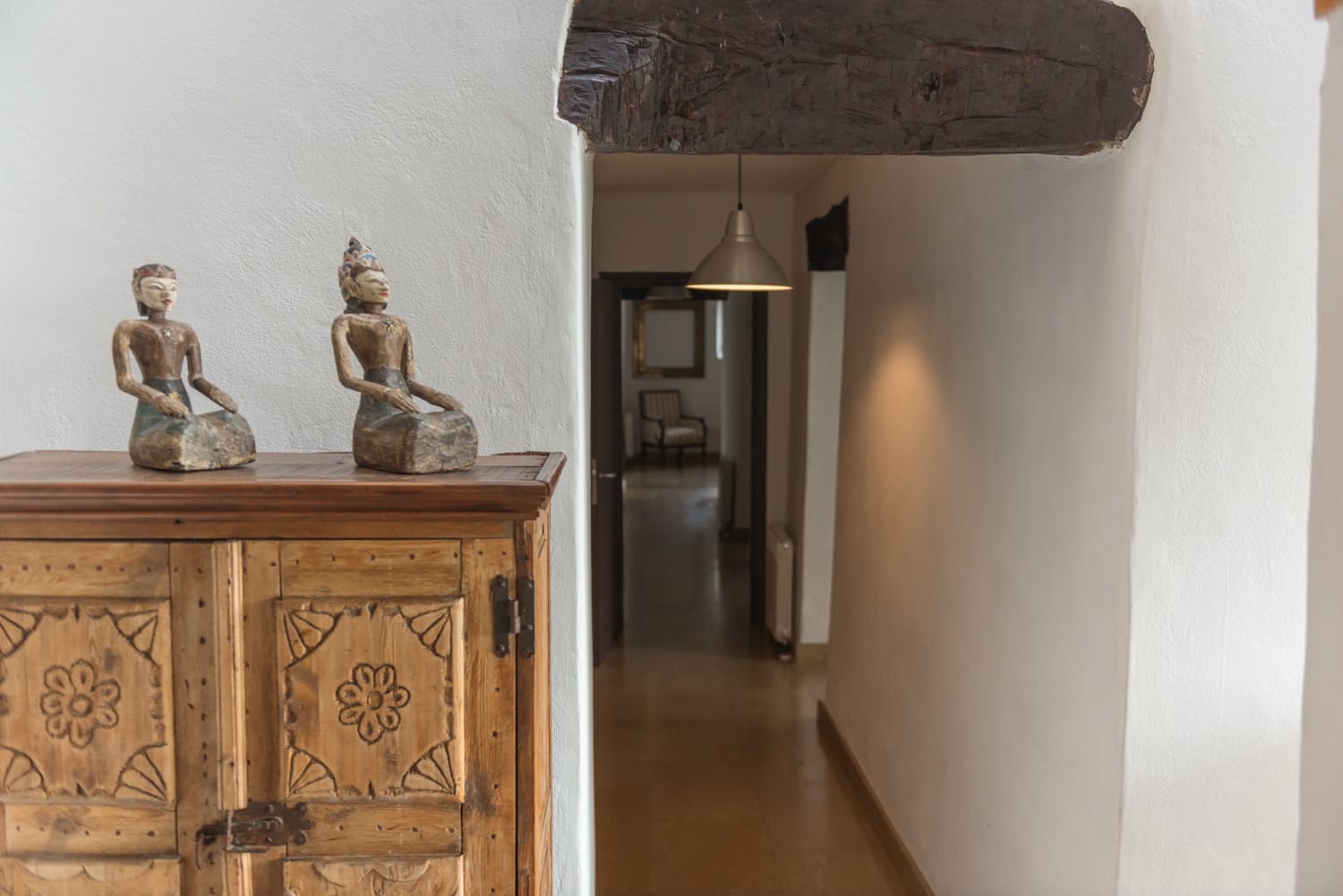 9 bedroom Hotel for sale in Caravia with garage - € 870,000 (Ref: 9412798)