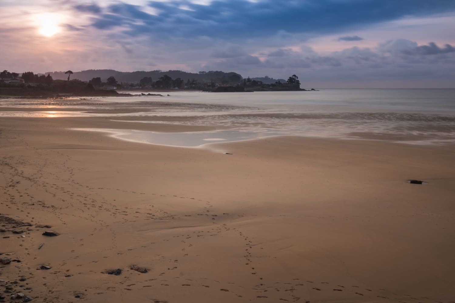 9 bedroom Hotel for sale in Caravia with garage - € 870,000 (Ref: 9412798)