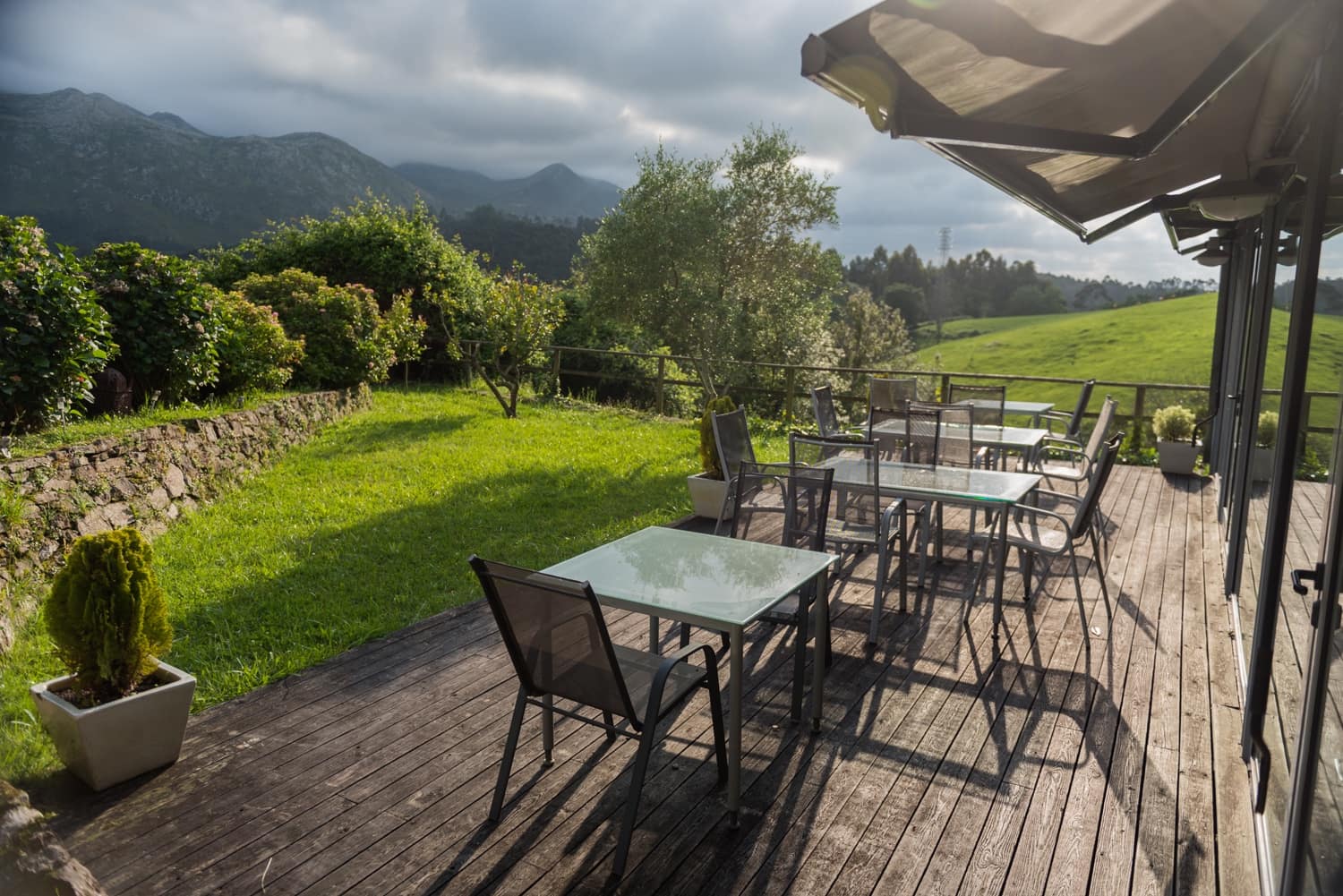 9 bedroom Hotel for sale in Caravia with garage - € 870,000 (Ref: 9412798)