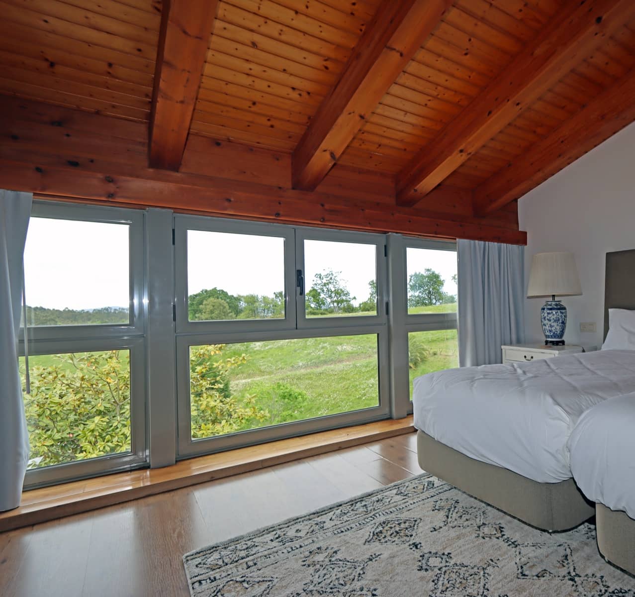 9 bedroom Hotel for sale in Caravia with garage - € 870,000 (Ref: 9412798)