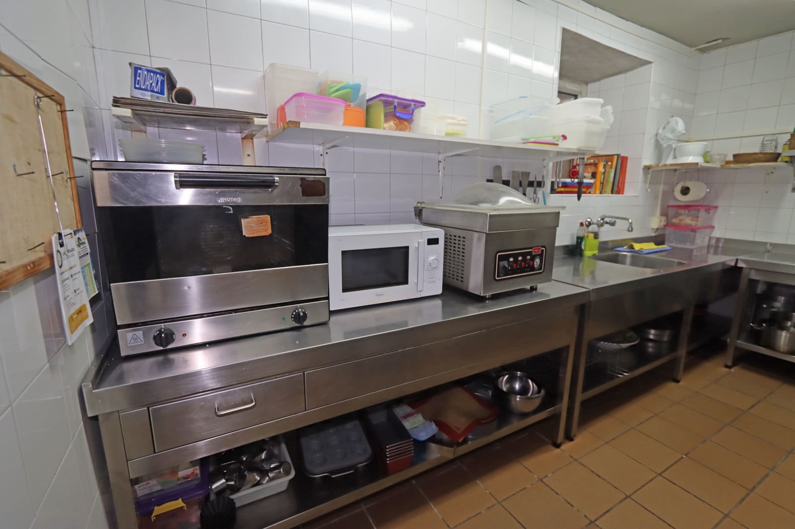 9 bedroom Hotel for sale in Caravia with garage - € 870,000 (Ref: 9412798)