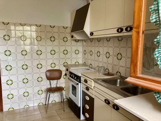 Finca/Landhuis te koop in L'Ampolla met garage - € 135.000 (Ref: 9454780)