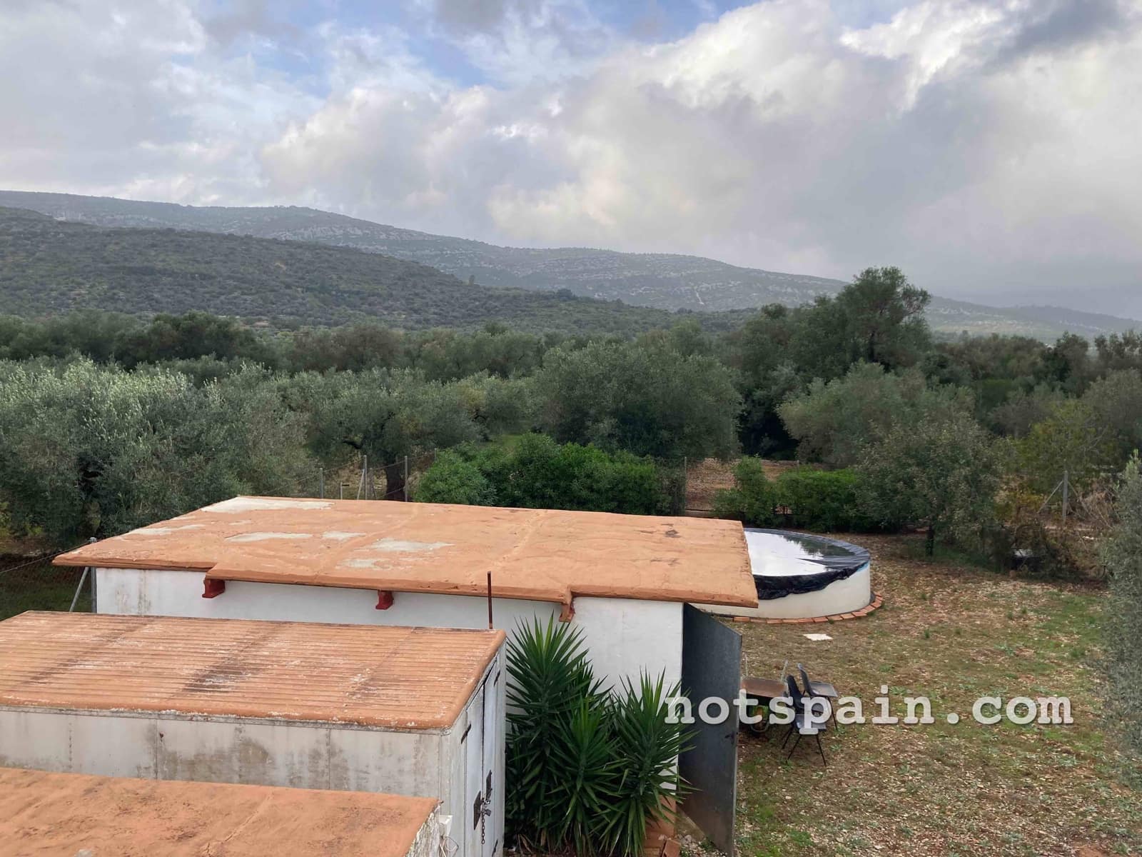 3 bedroom Finca/Country House for sale in L'Ampolla with pool - € 99,000 (Ref: 9455806)