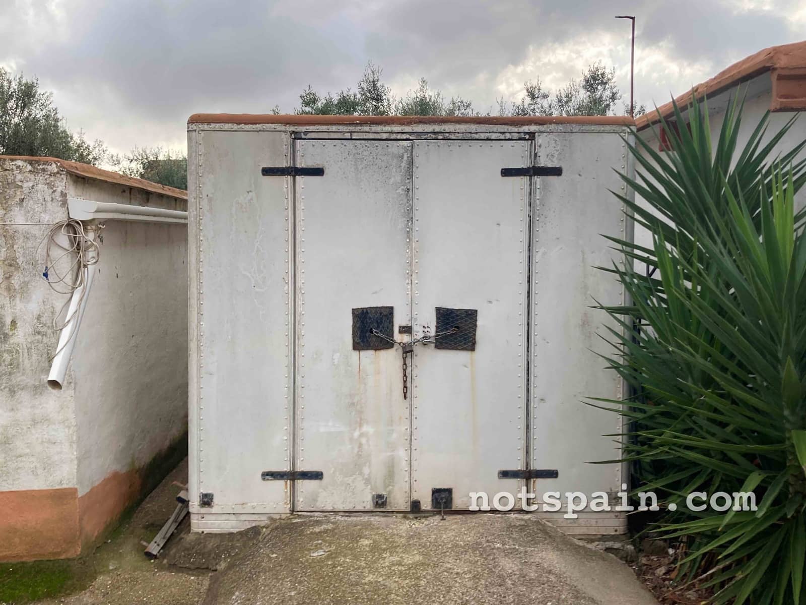 3 bedroom Finca/Country House for sale in L'Ampolla with pool - € 99,000 (Ref: 9455806)