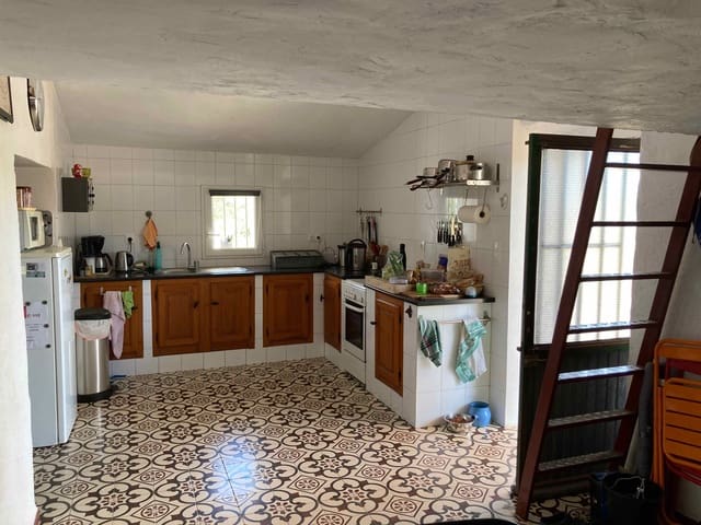 Finca/Casa Rural de 4 habitaciones en El Perelló en venta con piscina garaje - 199.000 € (Ref: 9870440)