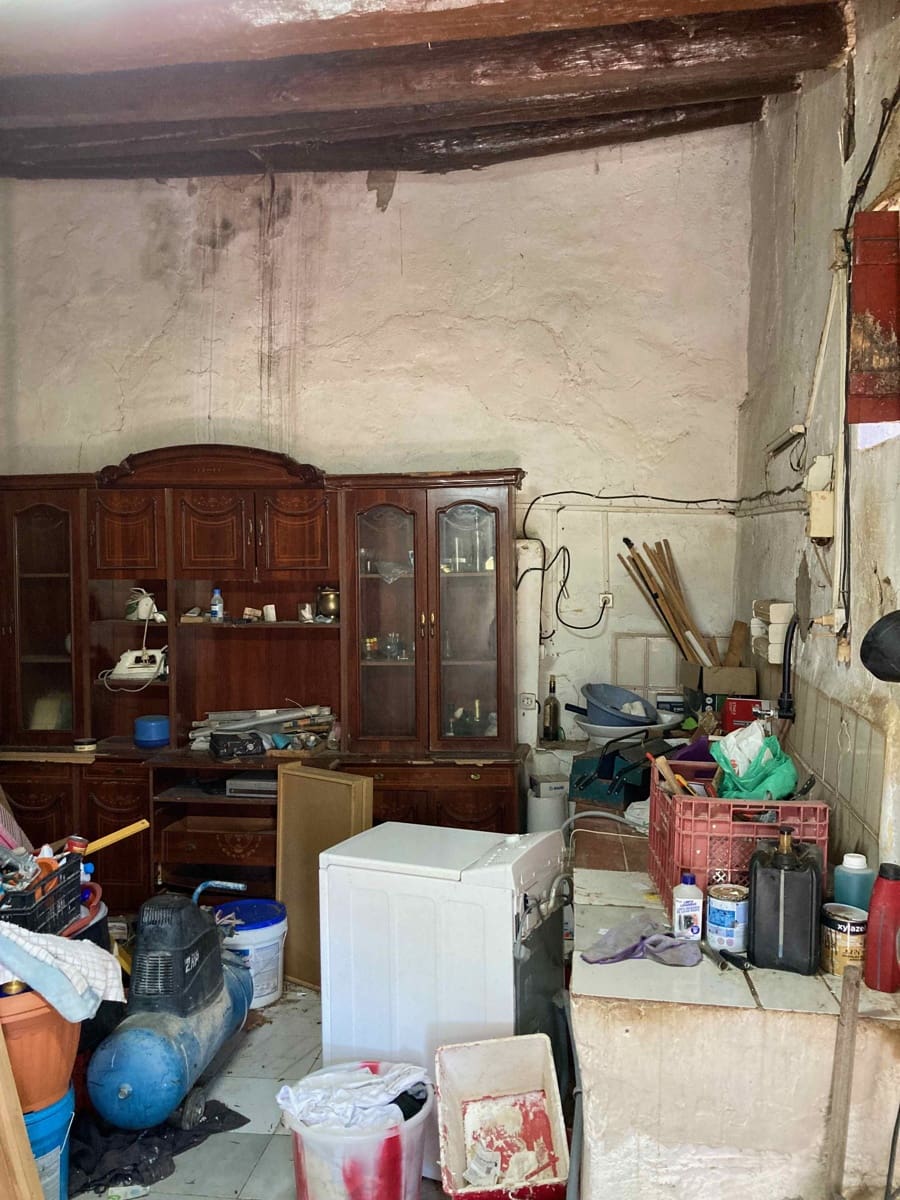 1 slaapkamer Finca/Landhuis te koop in Tortosa met garage - € 99.000 (Ref: 9909791)