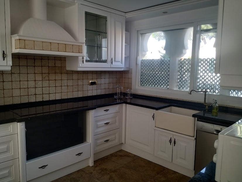 3 bedroom Apartment for sale in Atalaya-Isdabe with pool - € 690,000 (Ref: 9427540)