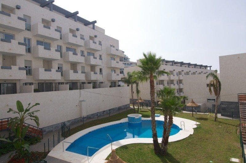 2 sovrum Lägenhet att hyra i Mijas med pool - 1 290 € (Ref: 9427543)