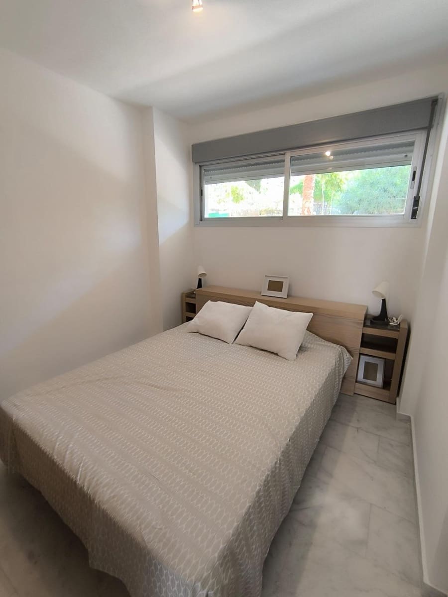 2 sovrum Lägenhet att hyra i Mijas med pool - 1 290 € (Ref: 9427543)