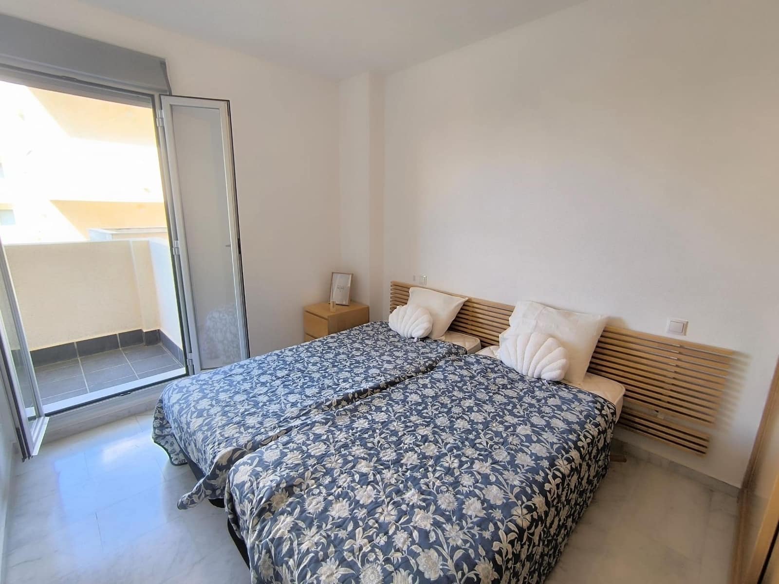 2 sovrum Lägenhet att hyra i Mijas med pool - 1 290 € (Ref: 9427543)