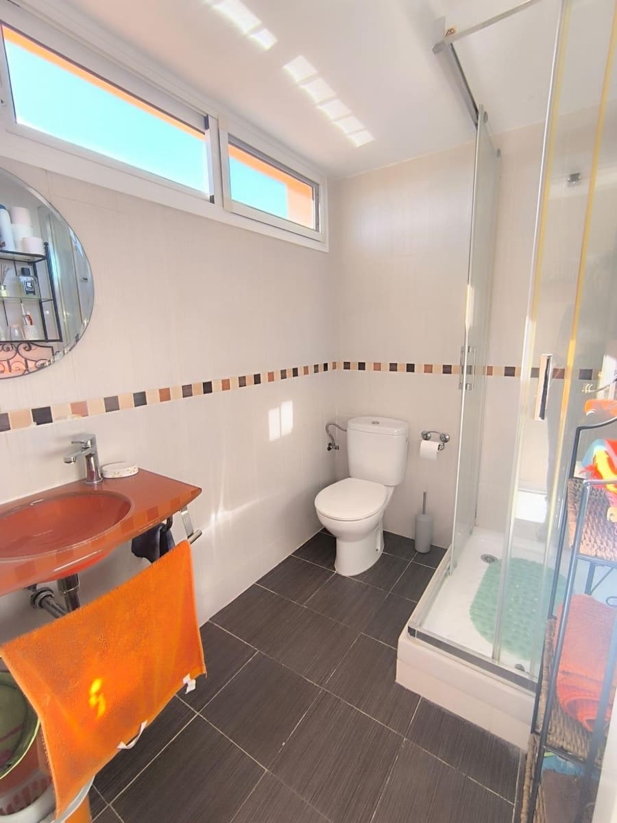 3 bedroom Penthouse for sale in Benalmadena with pool garage - € 388,000 (Ref: 9427544)