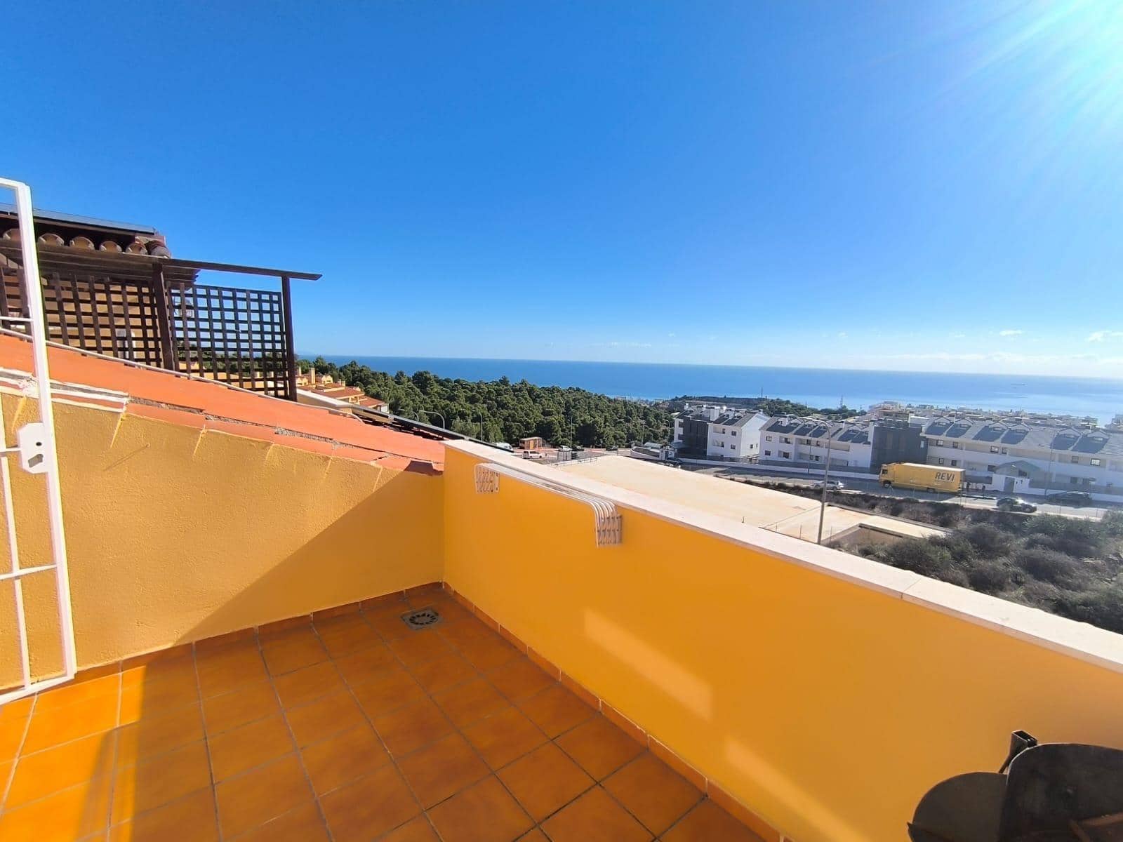 3 bedroom Penthouse for sale in Benalmadena with pool garage - € 388,000 (Ref: 9427544)