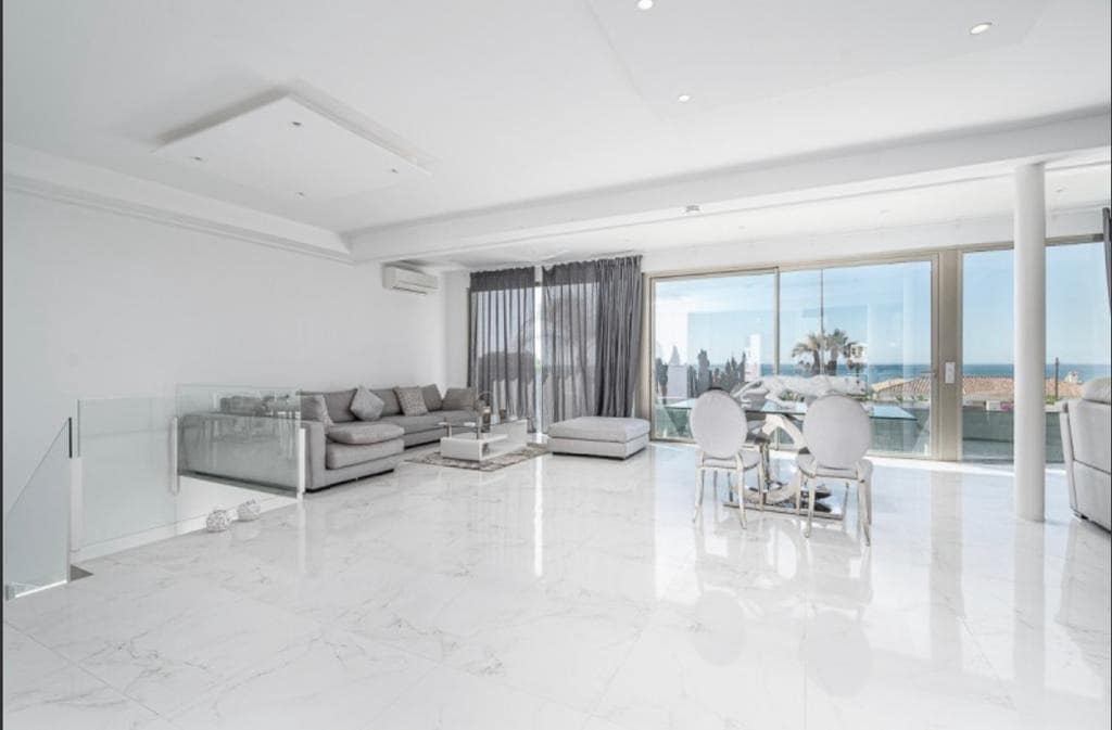 7 sovrum Villa till salu i Mijas med pool garage - 1 349 000 € (Ref: 9449422)