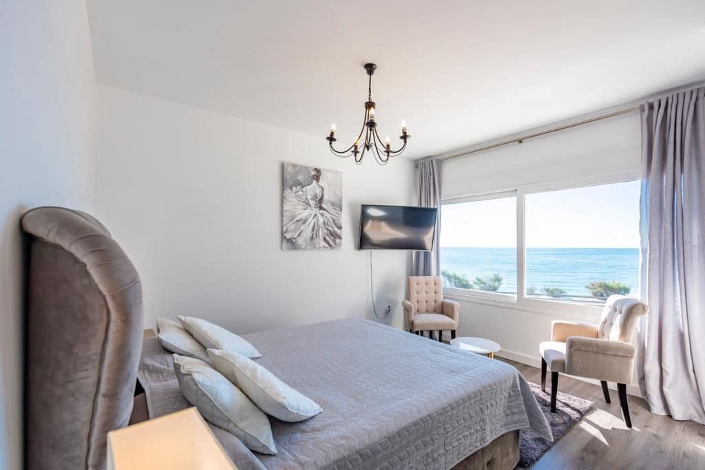 7 sovrum Villa till salu i Mijas med pool garage - 1 349 000 € (Ref: 9449422)