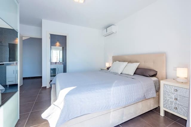 7 sovrum Villa till salu i Mijas med pool garage - 1 349 000 € (Ref: 9449422)