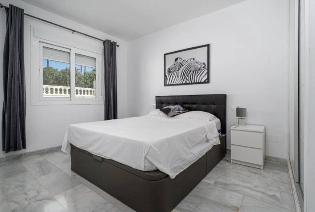 7 sovrum Villa till salu i Mijas med pool garage - 1 349 000 € (Ref: 9449422)