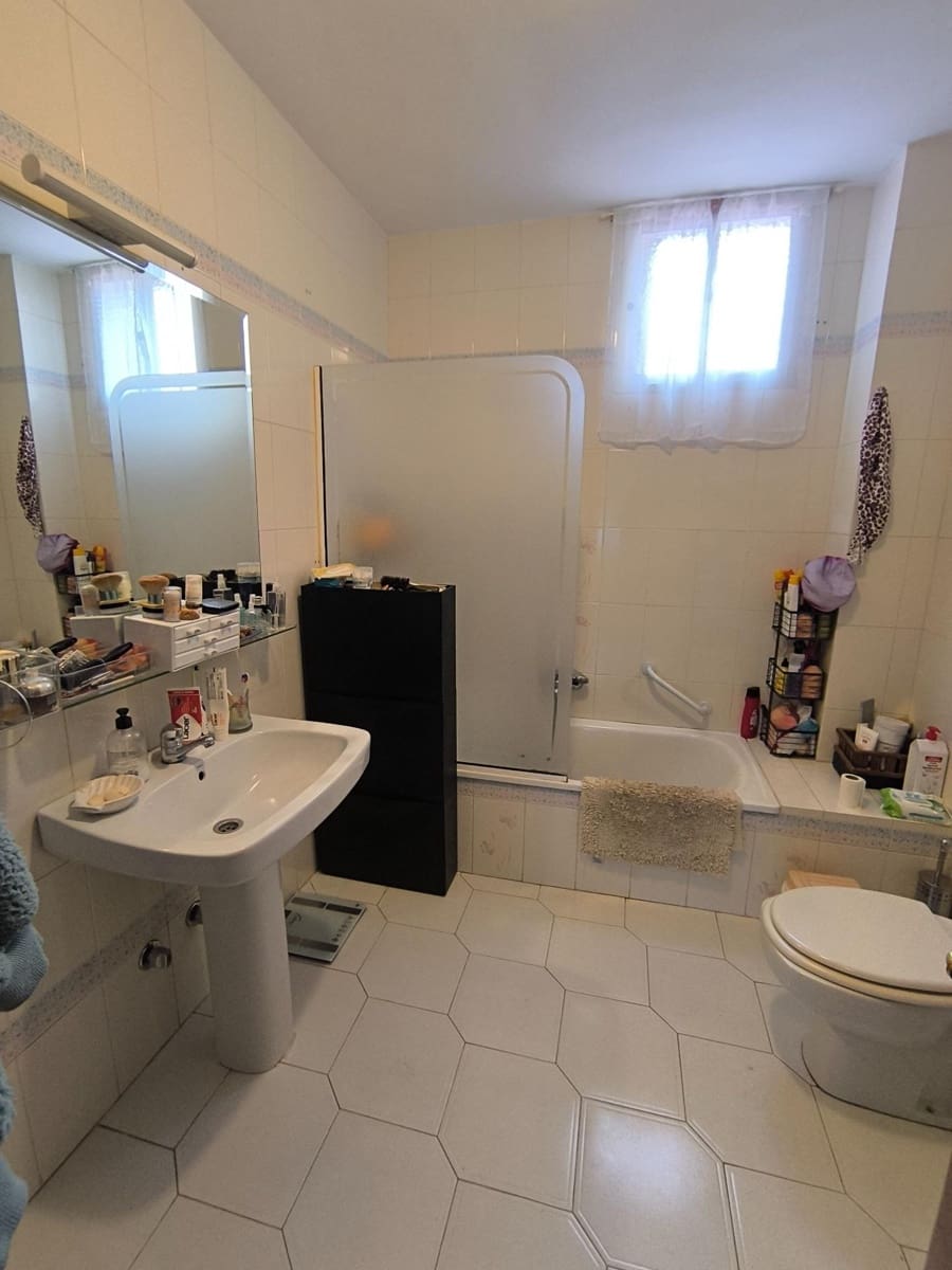 5 slaapkamer Rijtjeshuis te koop in El Coto met zwembad - € 549.900 (Ref: 9449423)