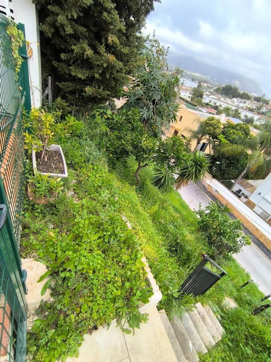 5 slaapkamer Rijtjeshuis te koop in El Coto met zwembad - € 549.900 (Ref: 9449423)