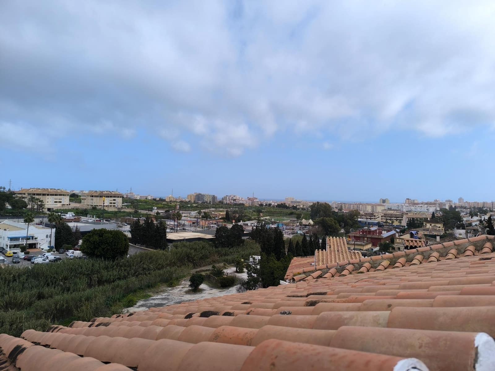 5 slaapkamer Rijtjeshuis te koop in El Coto met zwembad - € 549.900 (Ref: 9449423)