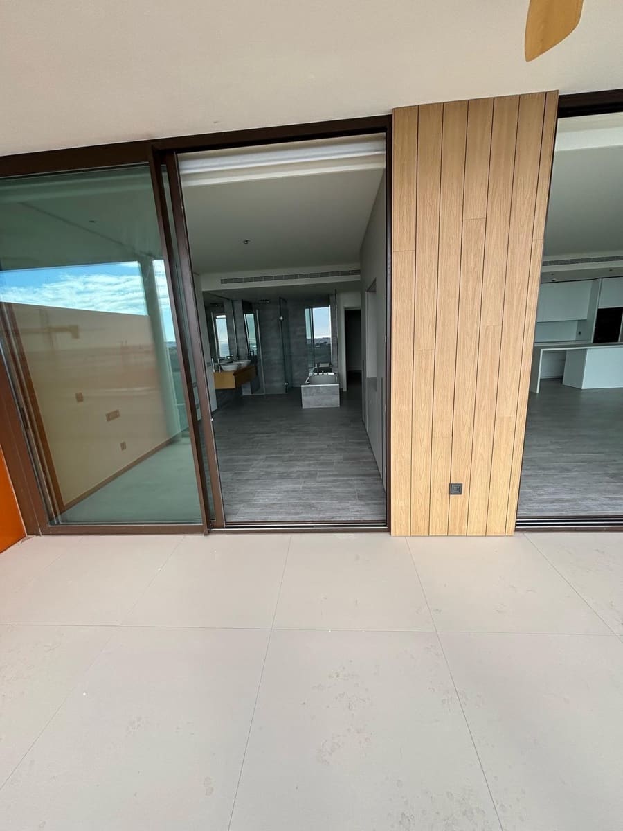 3 soveværelse Lejlighed til leje i Fuengirola med swimmingpool garage - € 3.750 (Ref: 9449424)