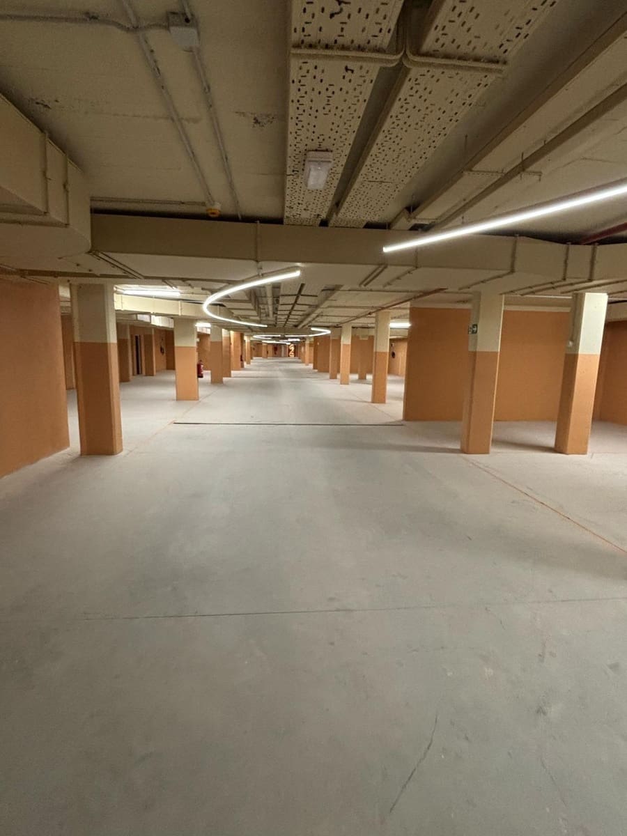 3 soveværelse Lejlighed til leje i Fuengirola med swimmingpool garage - € 3.750 (Ref: 9449424)