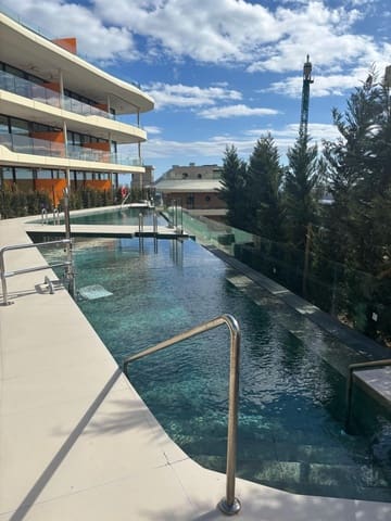 3 sovrum Lägenhet att hyra i El Higuerón, Fuengirola med pool garage - 3 750 € (Ref: 9449424)