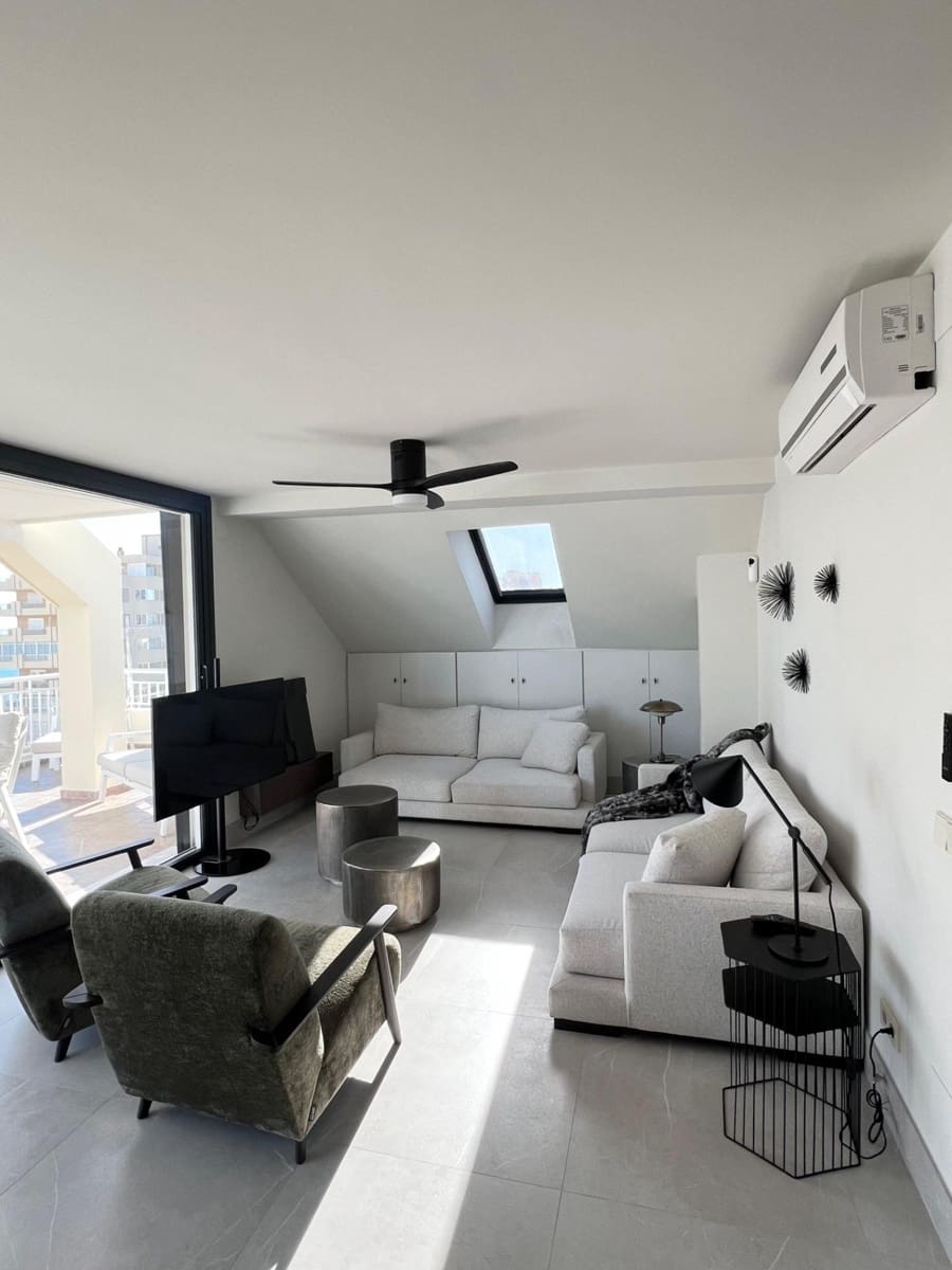 4 sypialnia Penthouse na sprzedaż w Fuengirola z basenem garażem - 1 065 000 € (Ref: 9449426)