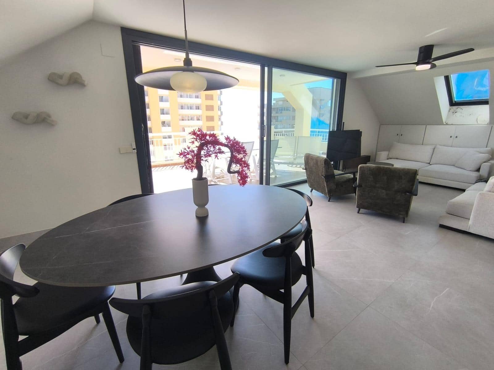 4 sypialnia Penthouse na sprzedaż w Fuengirola z basenem garażem - 1 065 000 € (Ref: 9449426)