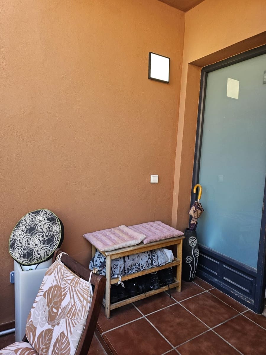 3 slaapkamer Rijtjeshuis te koop in El Coto met zwembad - € 350.000 (Ref: 9449427)