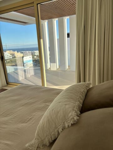 6 bedroom Villa for sale in El Higuerón, Fuengirola with pool garage - € 2,580,000 (Ref: 9449429)