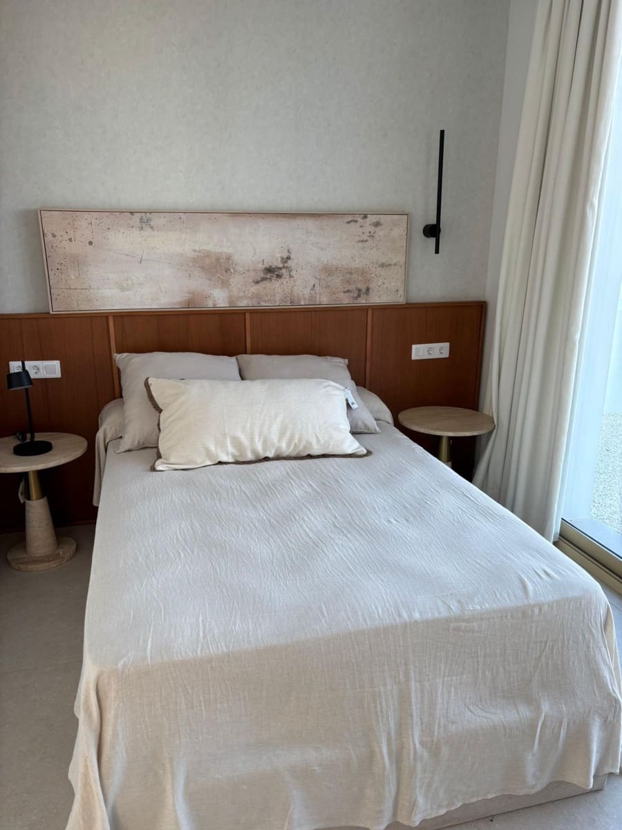 6 bedroom Villa for sale in Fuengirola with pool garage - € 2,580,000 (Ref: 9449429)