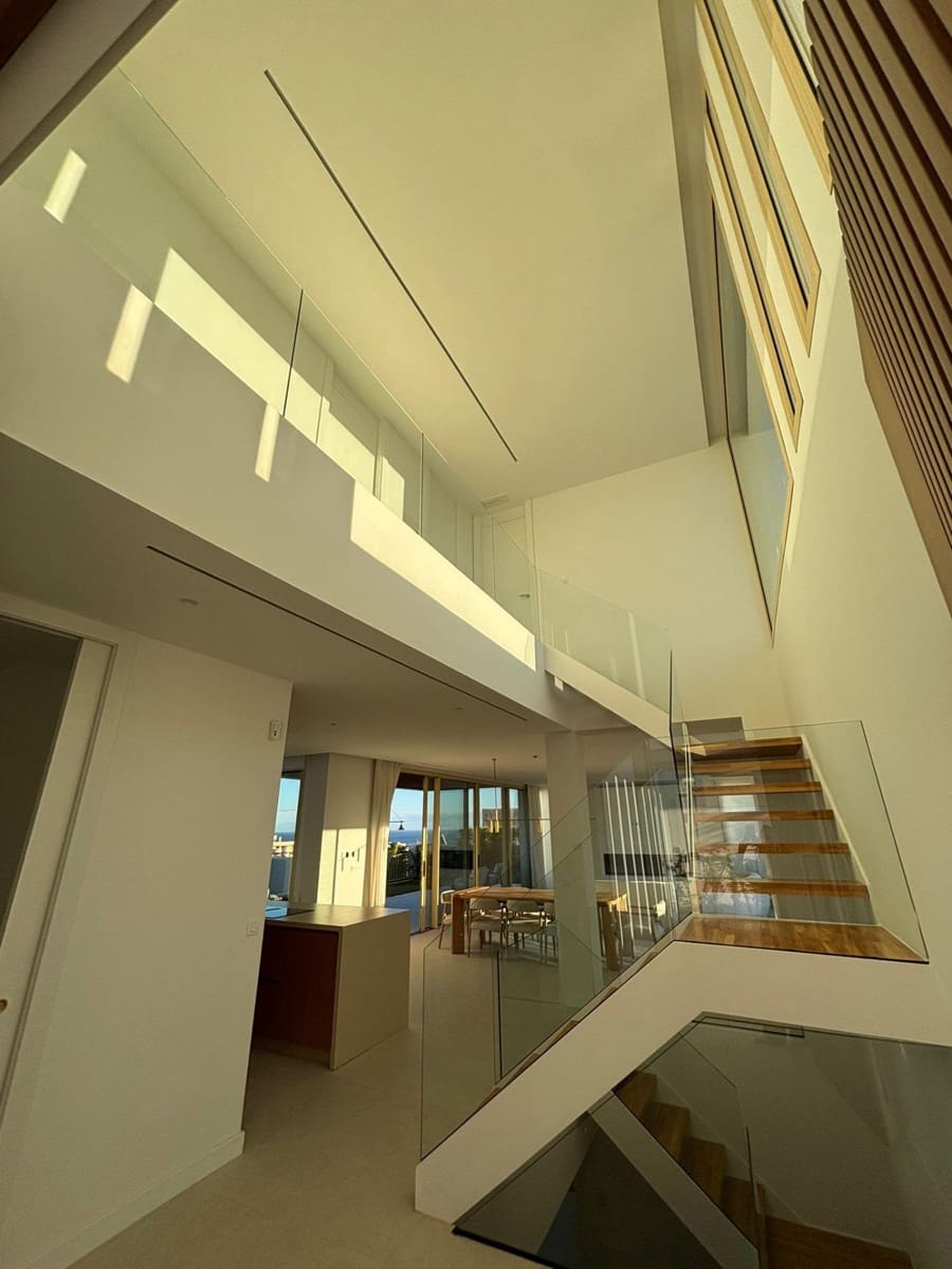 6 bedroom Villa for sale in Fuengirola with pool garage - € 2,580,000 (Ref: 9449429)