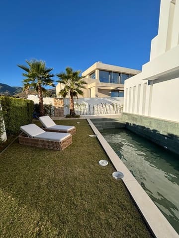 6 bedroom Villa for sale in El Higuerón, Fuengirola with pool garage - € 2,580,000 (Ref: 9449429)