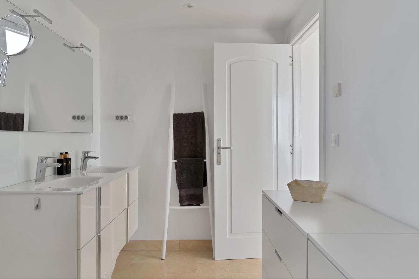 2 sovrum Takvåning till salu i Sitio de Calahonda med pool garage - 795 000 € (Ref: 9456383)