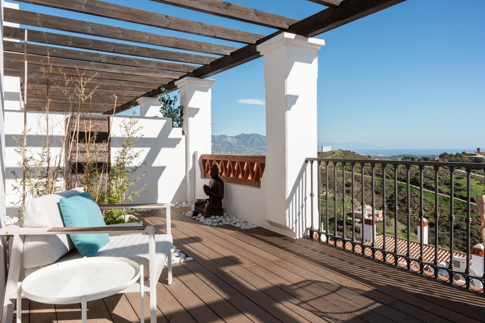 2 sovrum Takvåning till salu i Sitio de Calahonda med pool garage - 795 000 € (Ref: 9456383)