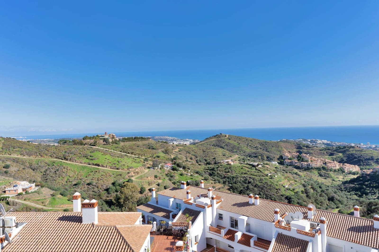 2 sovrum Takvåning till salu i Sitio de Calahonda med pool garage - 795 000 € (Ref: 9456383)