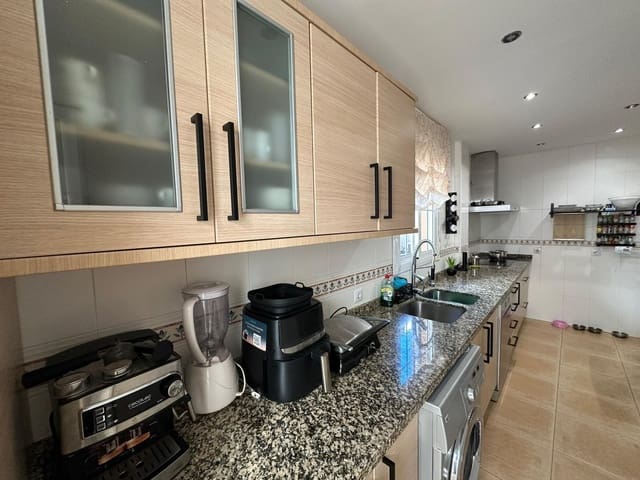 3 chambre Villa/Maison Mitoyenne à vendre à Las Cañadas, Mijas avec piscine garage - 439 500 € (Ref: 9456384)