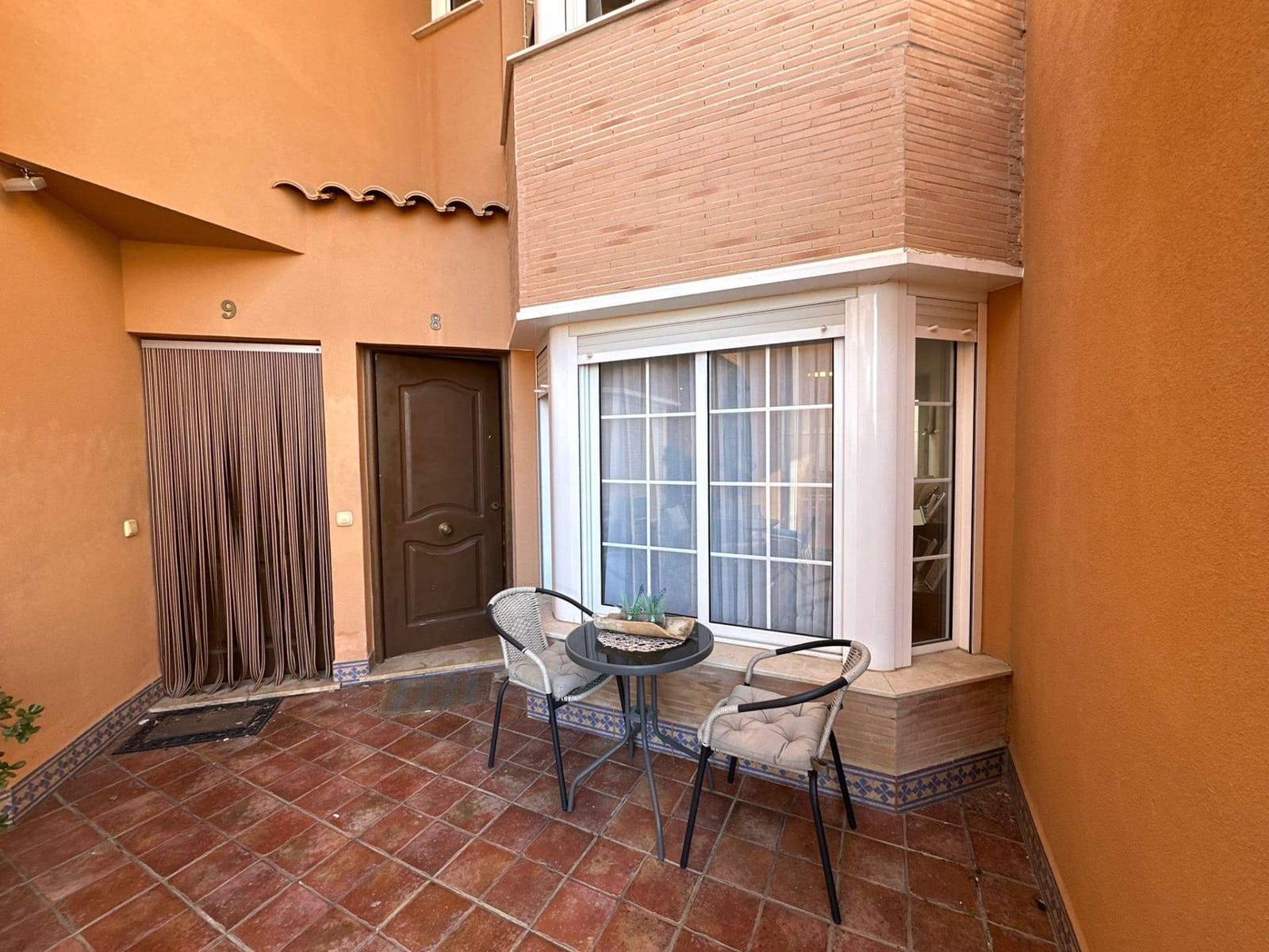 3 makuuhuone Rivitalo myytävänä paikassa Las Canadas mukana uima-altaan 
autotalli - 439 500 € (Ref: 9456384)