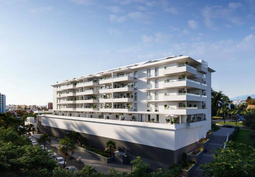 Apartamento de 3 habitaciones en Fuengirola en venta con piscina garaje - 360.950 € (Ref: 9456386)