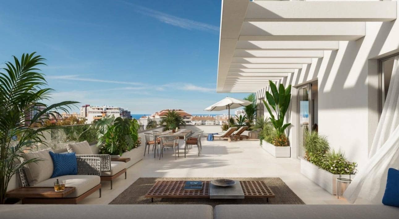 Apartamento de 3 habitaciones en Fuengirola en venta con piscina garaje - 360.950 € (Ref: 9456386)