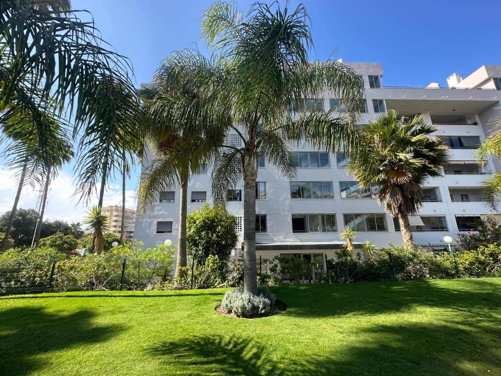 3 quarto Apartamento para venda em Fuengirola com piscina garagem - 599 000 € (Ref: 9456395)