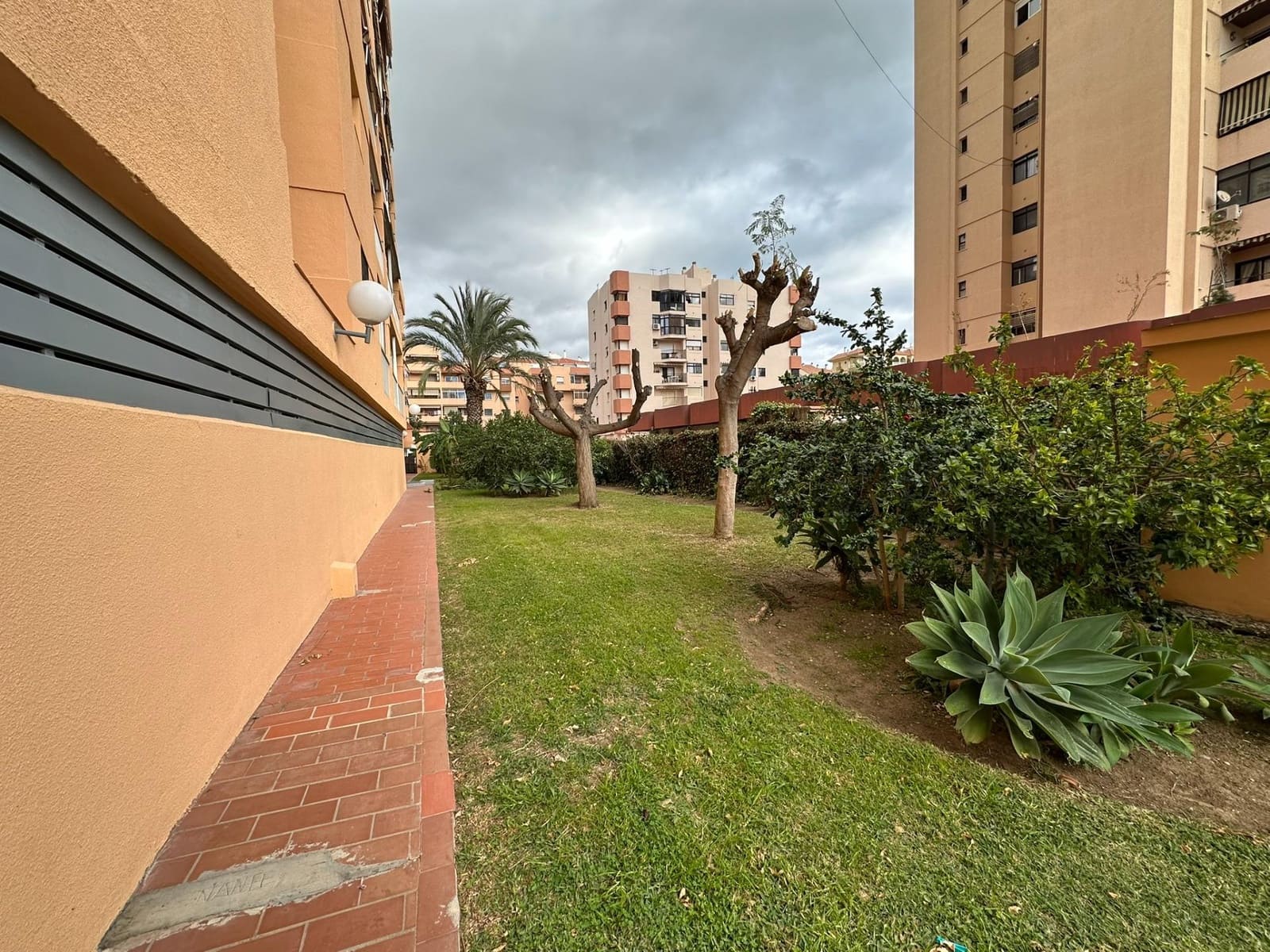 3 soverom Leilighet til salgs i Fuengirola med svømmebasseng garasje - € 360 000 (Ref: 9456398)
