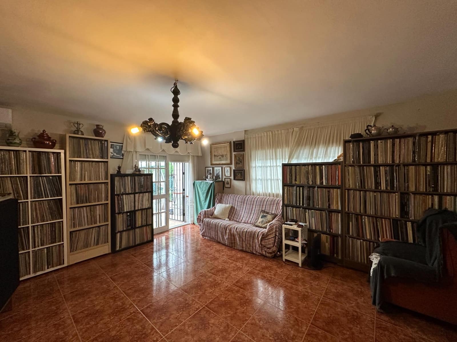 4 slaapkamer Halfvrijstaande villa te koop in Mijas Costa - € 399.000 (Ref: 9456408)