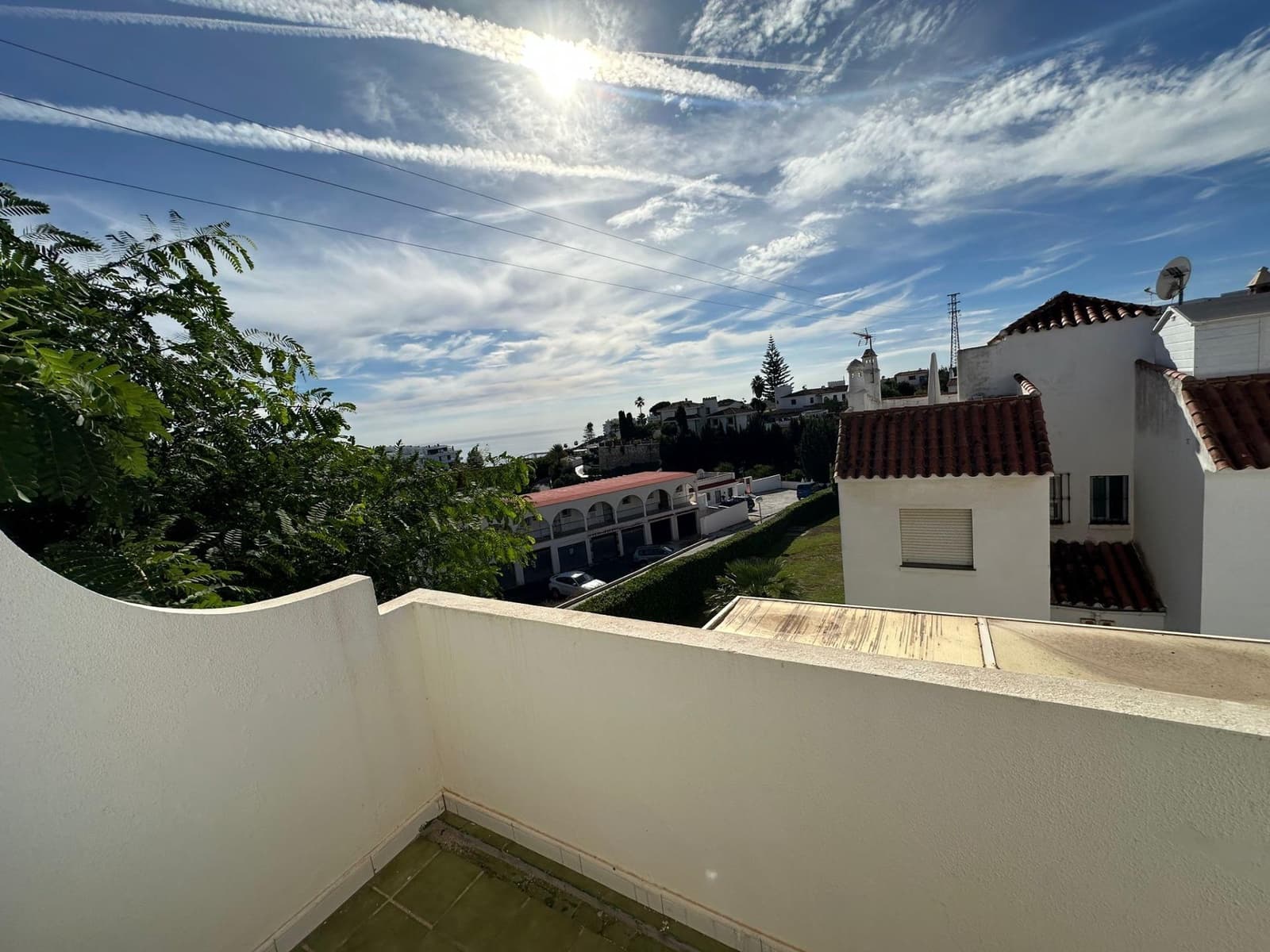 3 soverom Kjedet enebolig til salgs i Mijas med svømmebasseng - € 450 000 (Ref: 9456409)