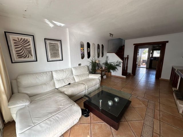 3 camera da letto Villetta Bifamiliare in vendita in Mijas con piscina - 450.000 € (Rif: 9456409)