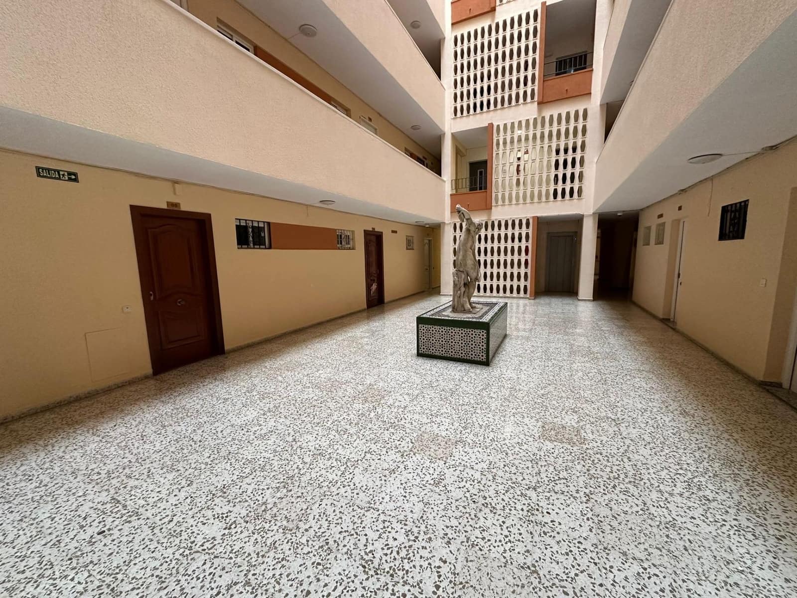 Studio til salgs i Arroyo de la Miel med svømmebasseng - € 153 500 (Ref: 9476220)