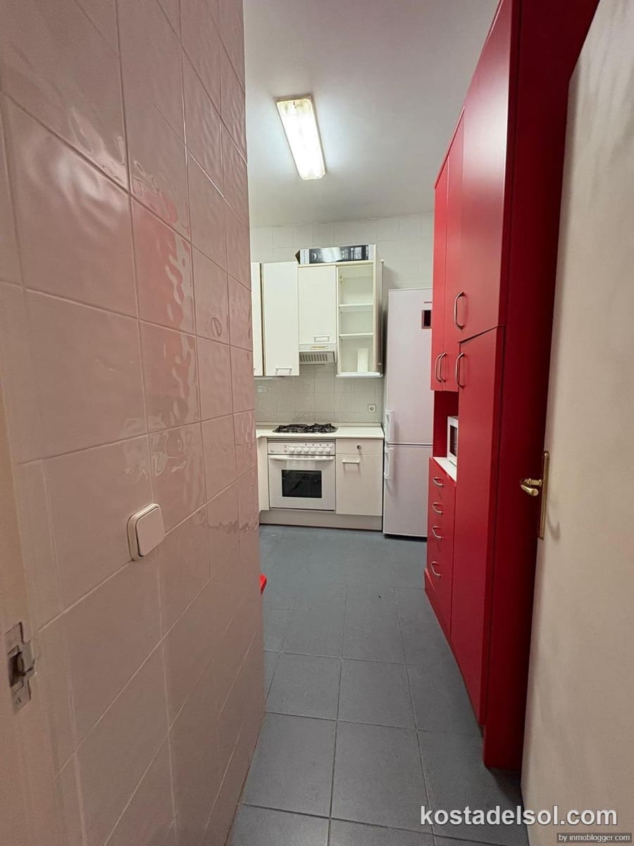 2 soverom Leilighet til leie i Madrid by - € 2 450 (Ref: 9486457)