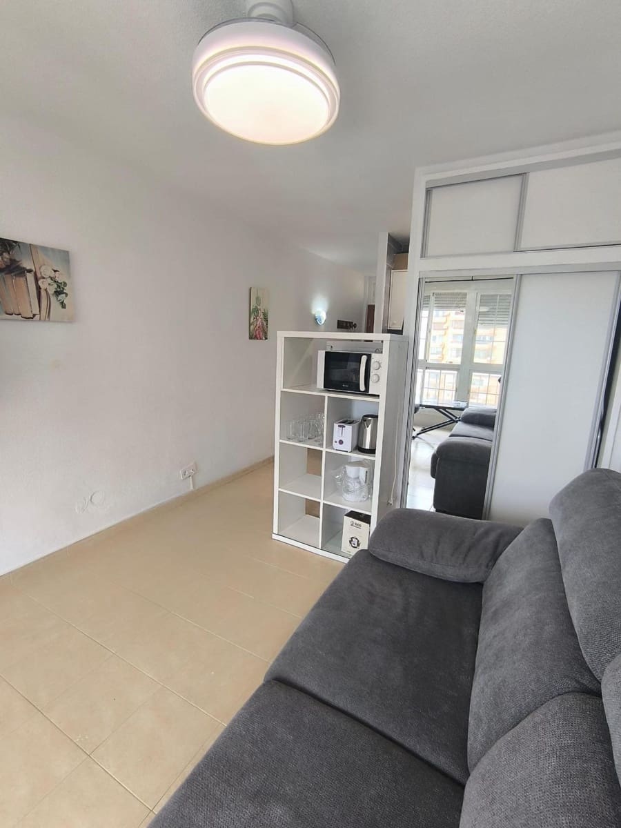 1 bedroom Studio for rent in Fuengirola - € 950 (Ref: 9504399)